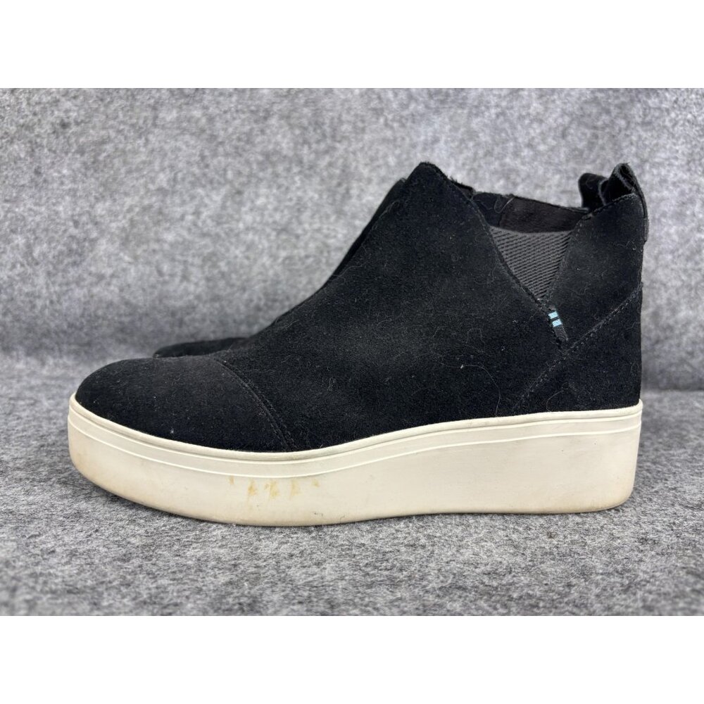 TOMS Boots‎ Womens Size 7 Black Suede Platform Ankle Booties Side Zip Casual